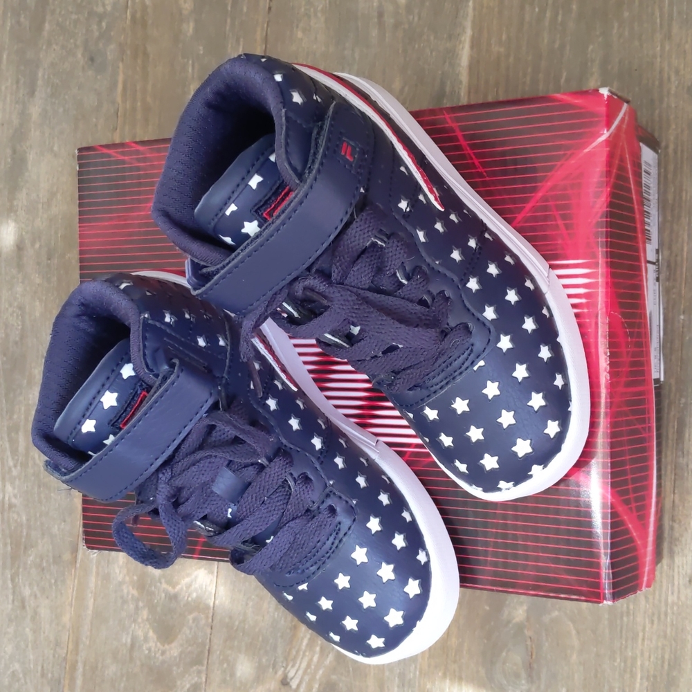 New in Box Toddler Size 10.5 Fila big stars sneakers